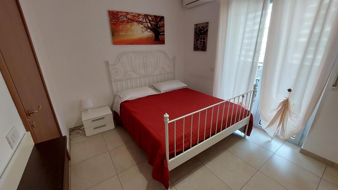 בארי Rosalba Residence מראה חיצוני תמונה