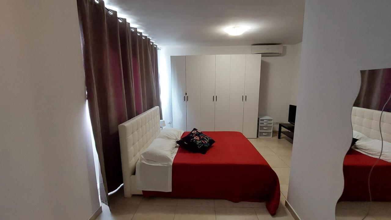 בארי Rosalba Residence מראה חיצוני תמונה