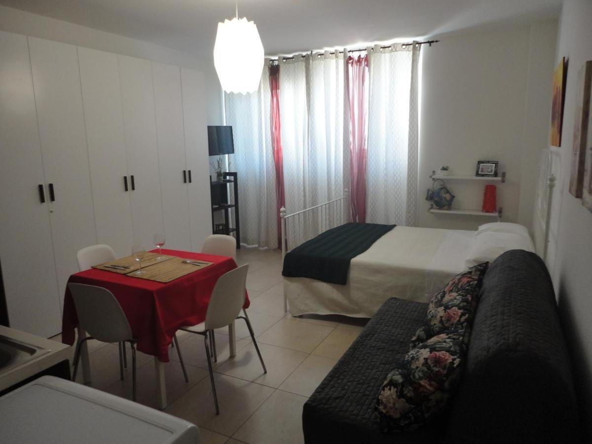 בארי Rosalba Residence מראה חיצוני תמונה